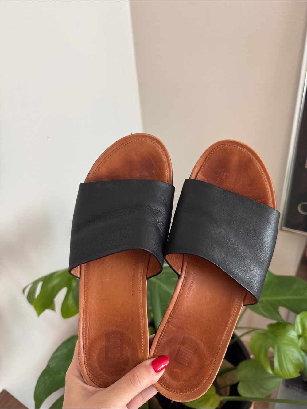 FitFlop Black Slide Sandals